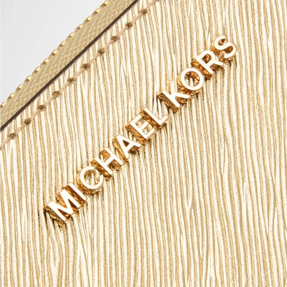 Michael Kors chic versatile